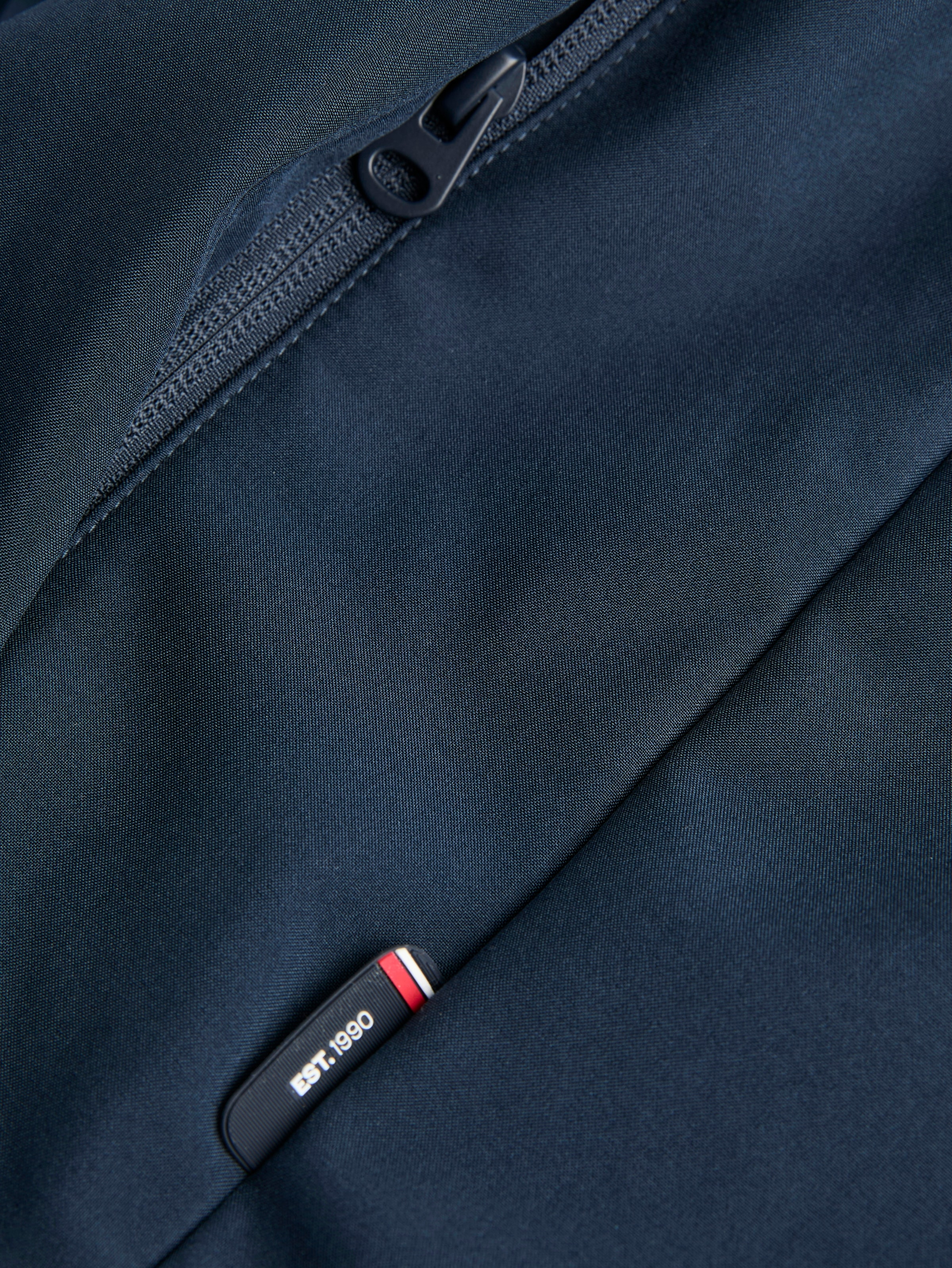 Jack & Jones Softshelljacke »JJNORTH SOFTSHELL JACKET« mit Kapuze