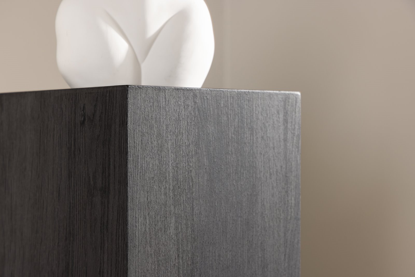 Ramsvik Sidebord Sortbeiset fiberplate. 23x23x60cm
