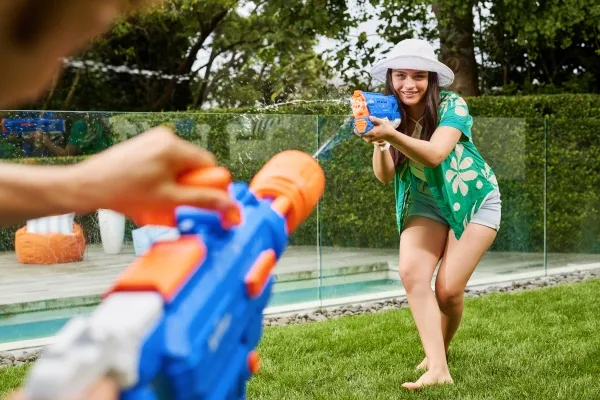 XSHOT Water Gatling Motor Soaker