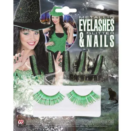 Widmann metallisierte Wimpern und grüne Glitzernägel