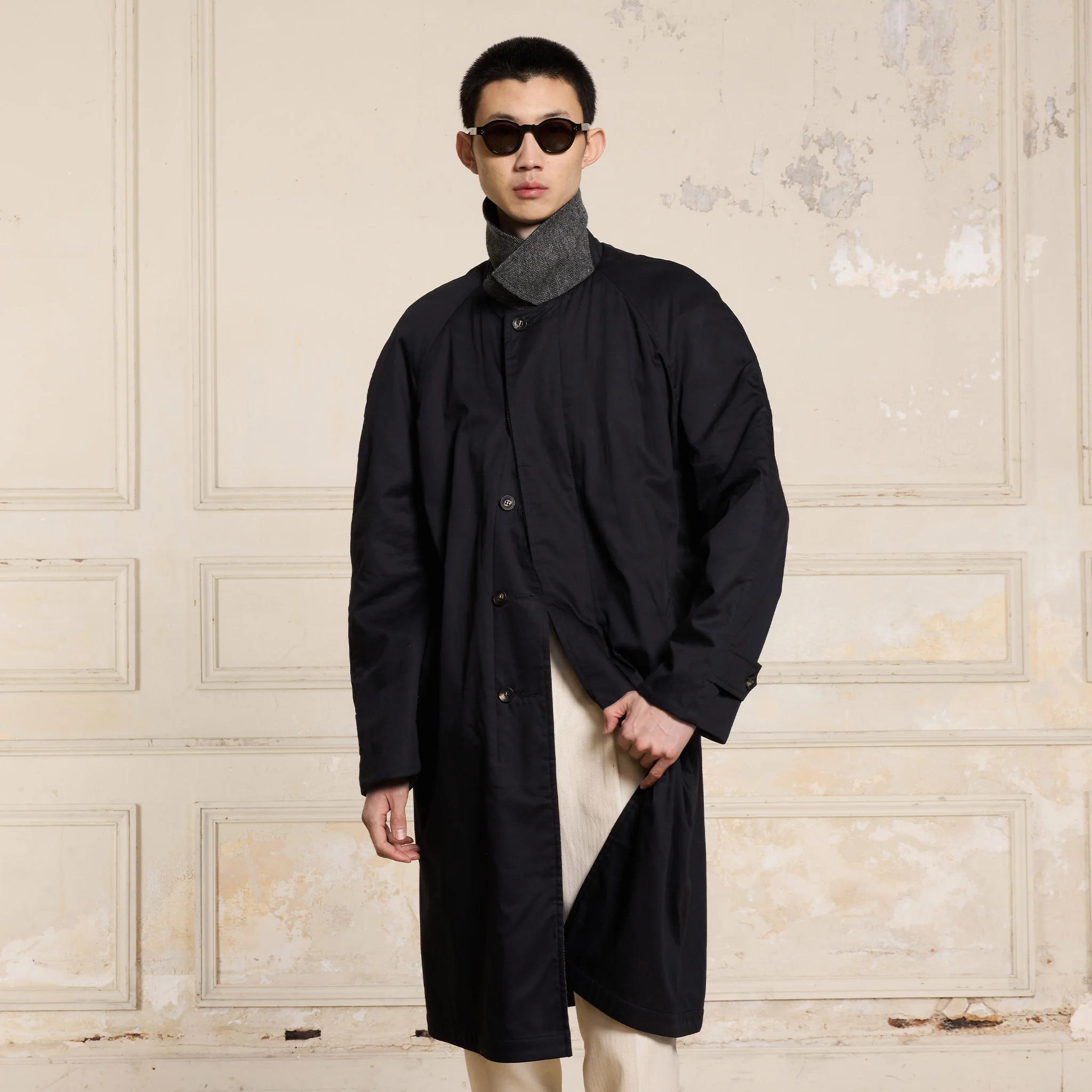 Reversible mac in water-repellent cotton and navy wool