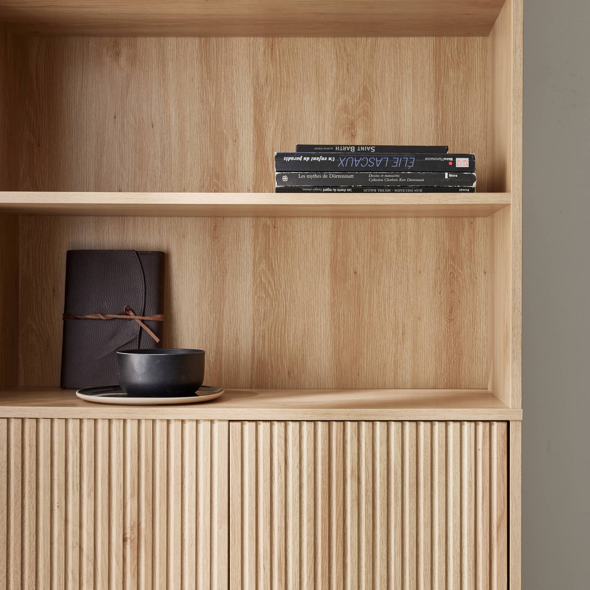 sweeek - Boekenkast, L80 x D29 x H170.5cm
