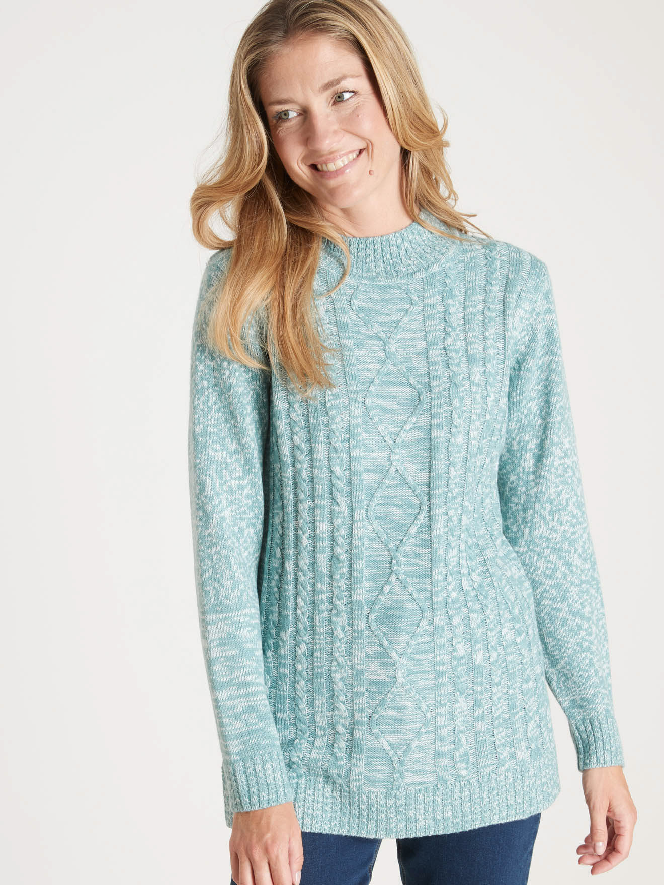 Pull col montant maille torsadée