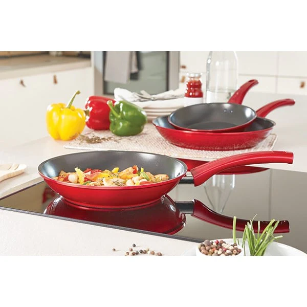 Batterie de cuisine poêles anti-adhérentes Prestige rubis 20, 24 et 28