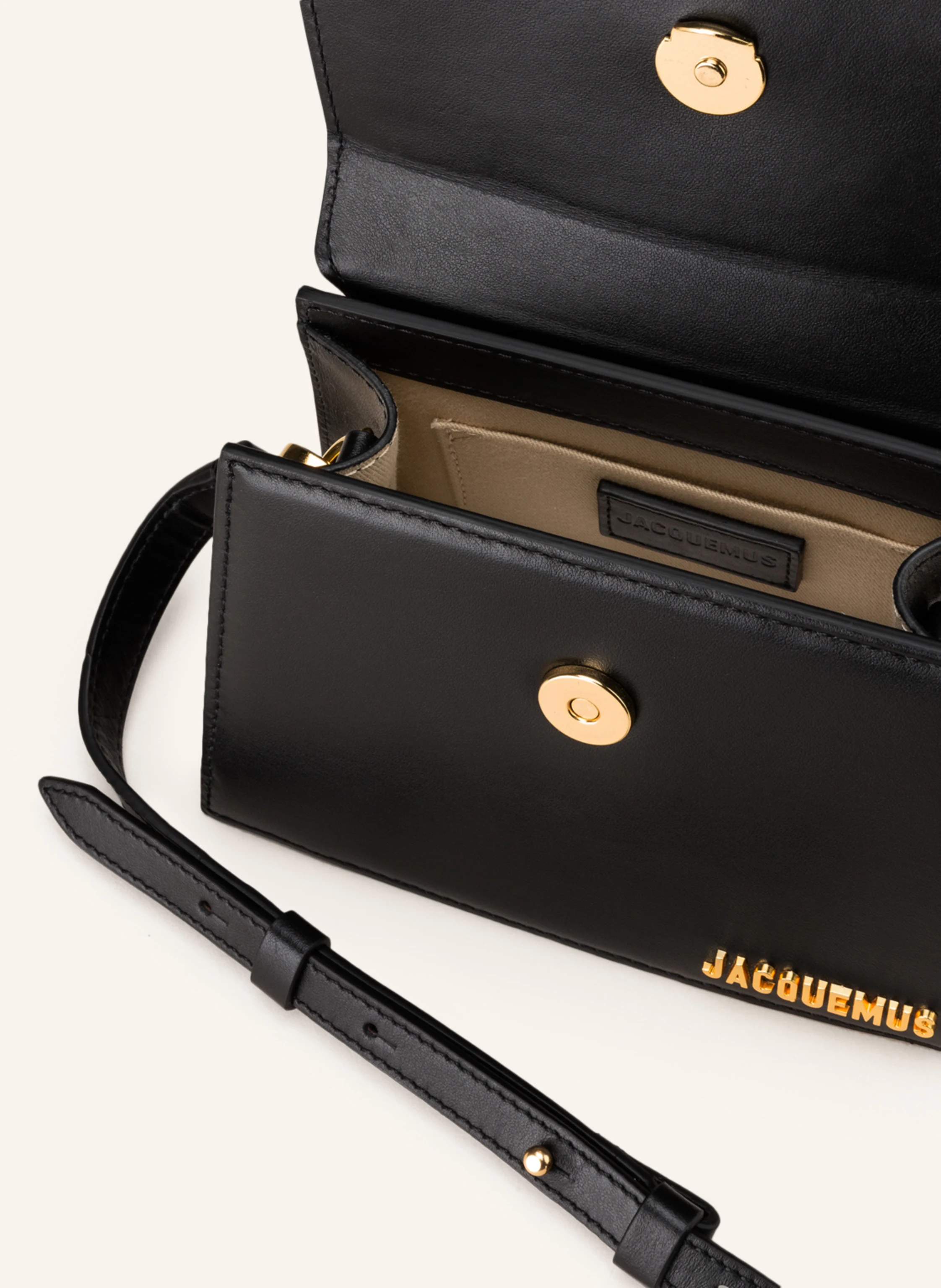 JACQUEMUS Handtasche LE CHIQUITO MOYEN