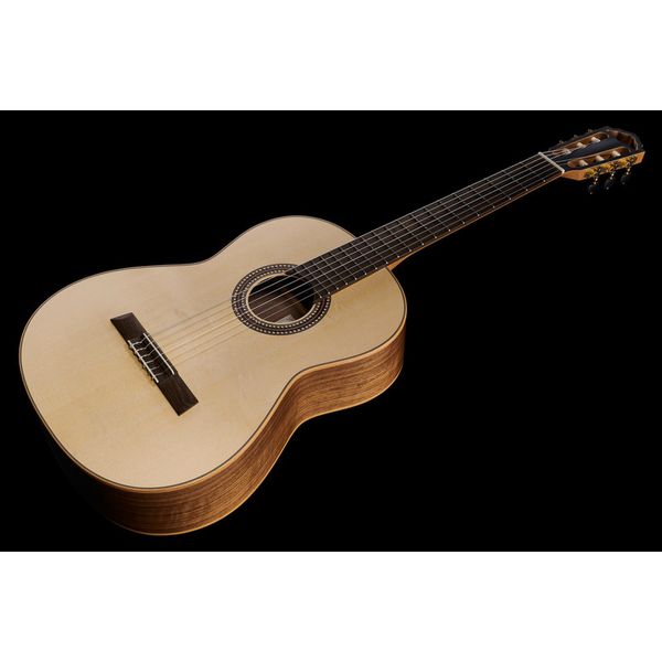 Höfner HM87-SE Master Classic Guitar