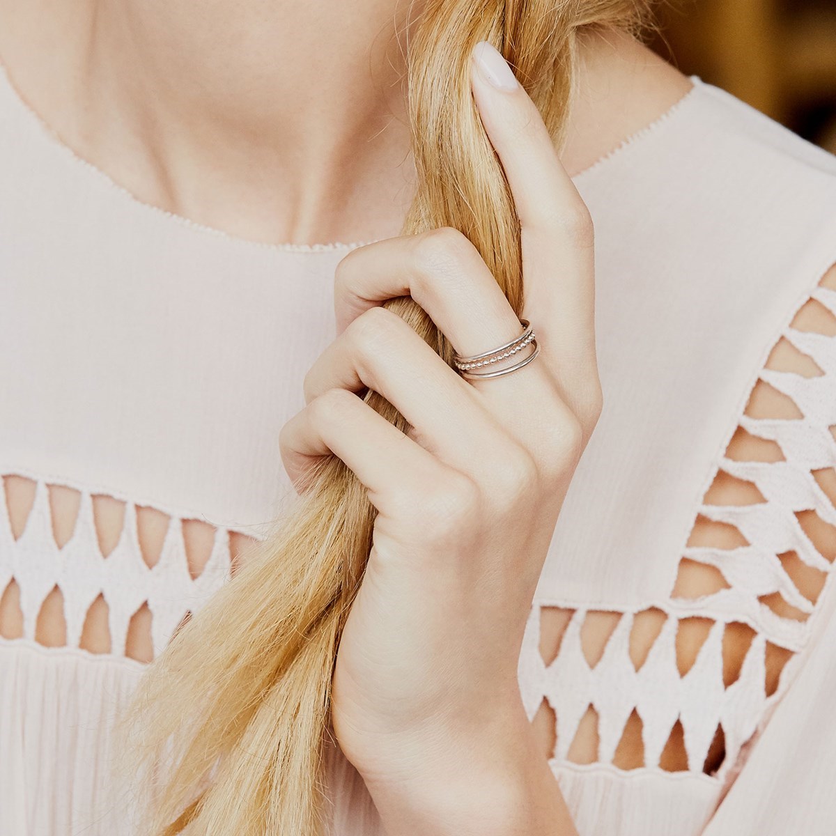 Bague en argent ligne et perles