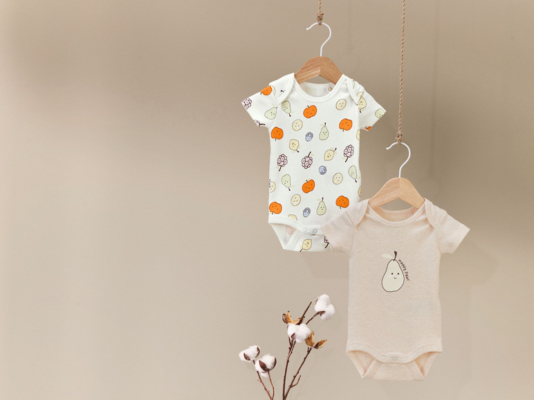 2 baby rompers