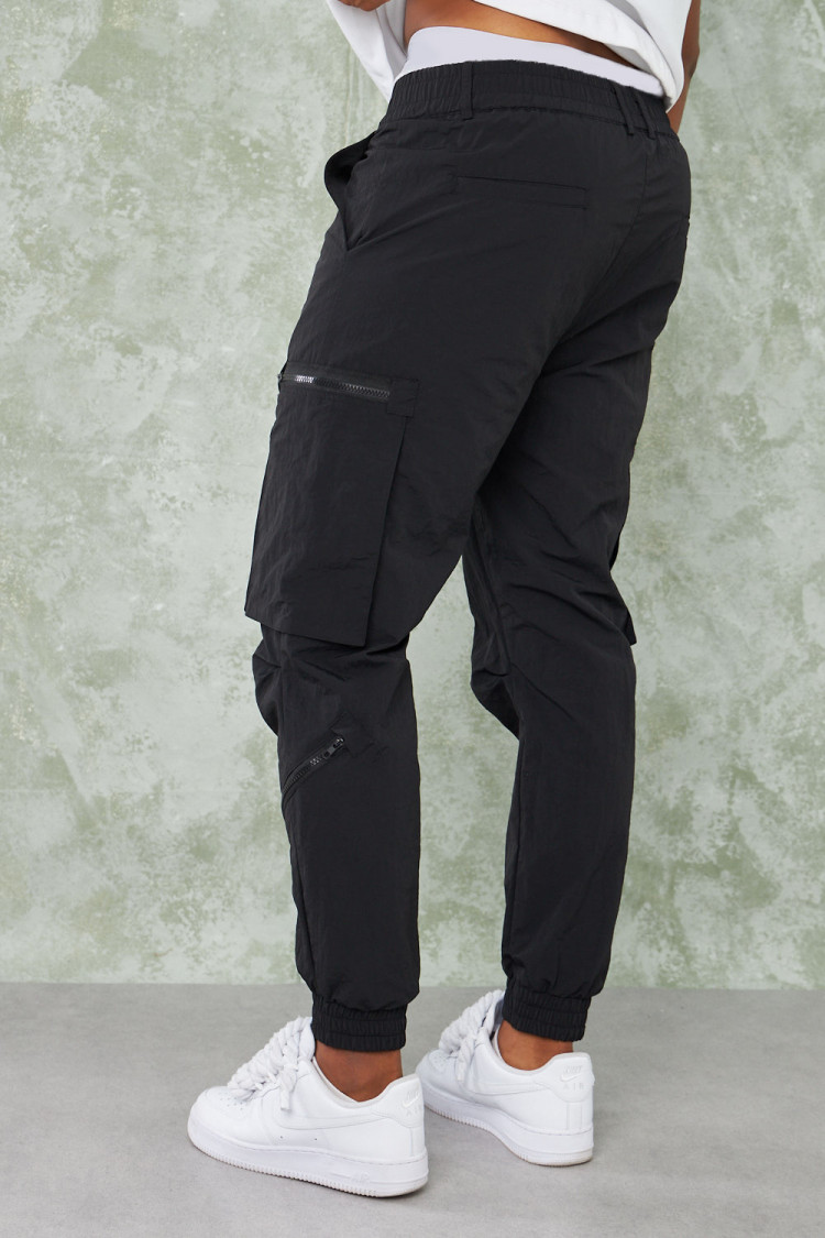 Pantalon noir en toile à poches