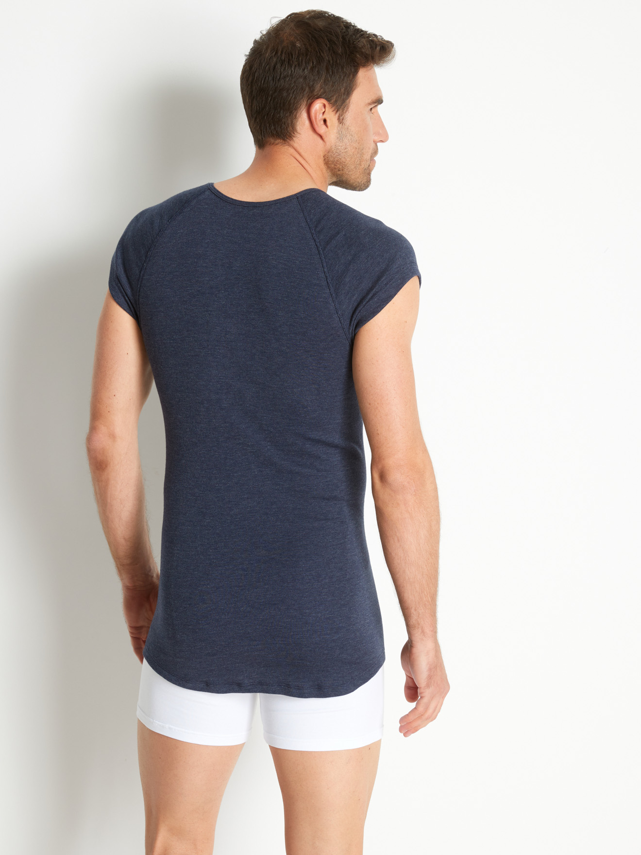 Maillot de corps col V intérieur gratté