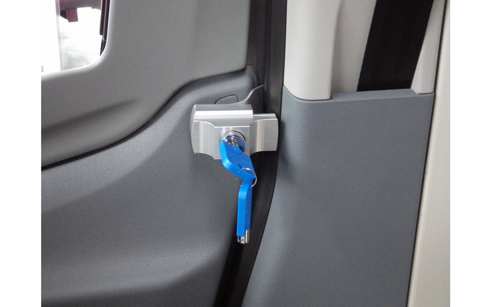 IMC-Créations Schlösser für Vordertüren Ford Transit 2er Set