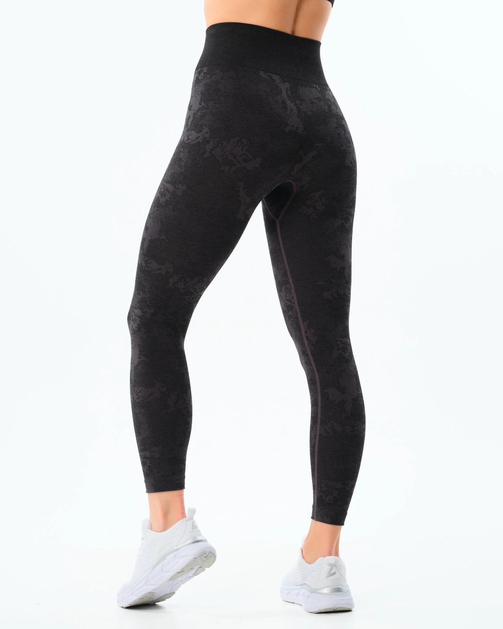 LEVITY Camo Seamless Tights 7\8 Black Camo