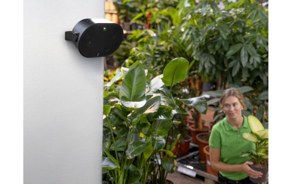 Netzwerklautsprecher C1110-E Outdoor Schwarz<br>Flexibler Lautsprecher mit tollem Klang – gross