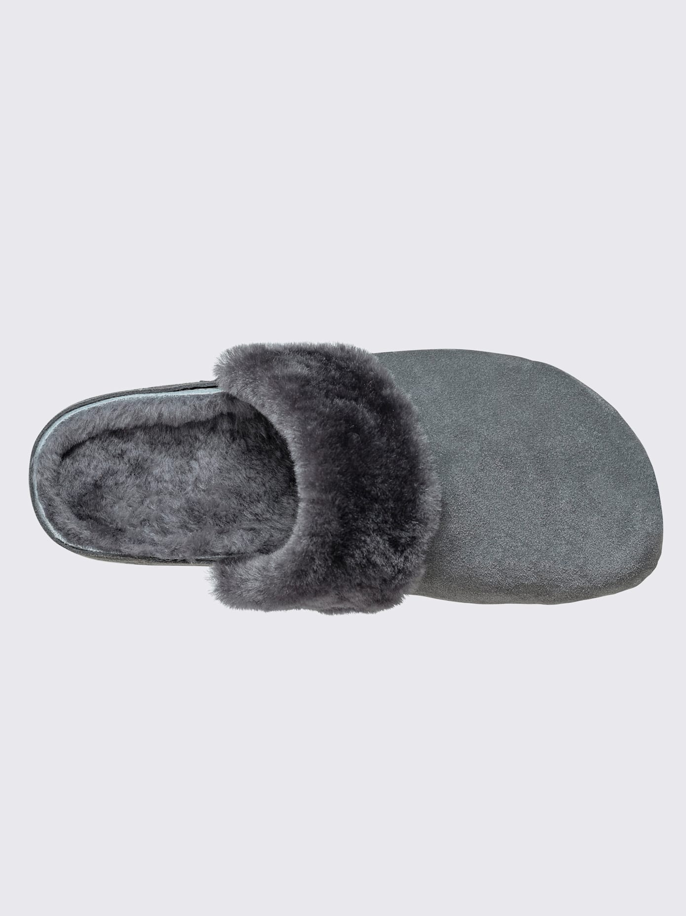 Chaussons cuir velours de vache.