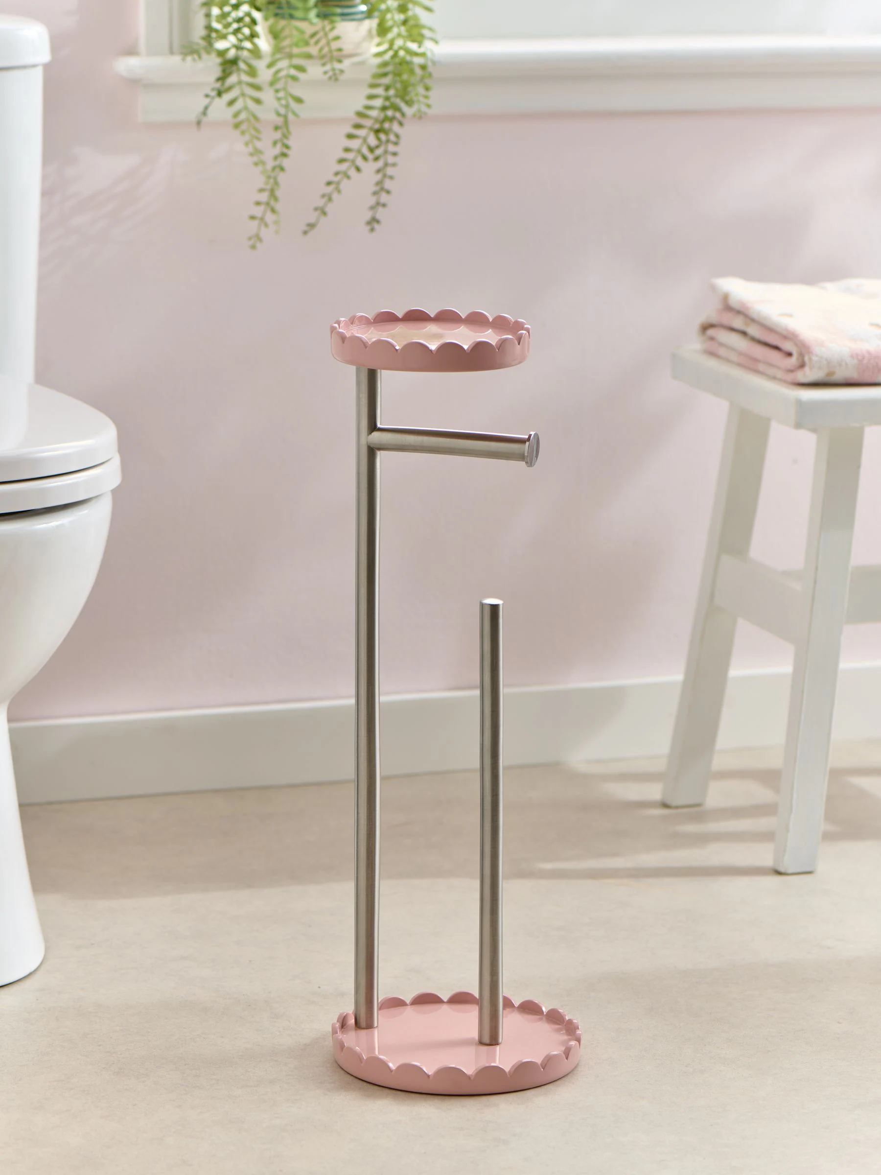 Scallop Toilet Roll Holder