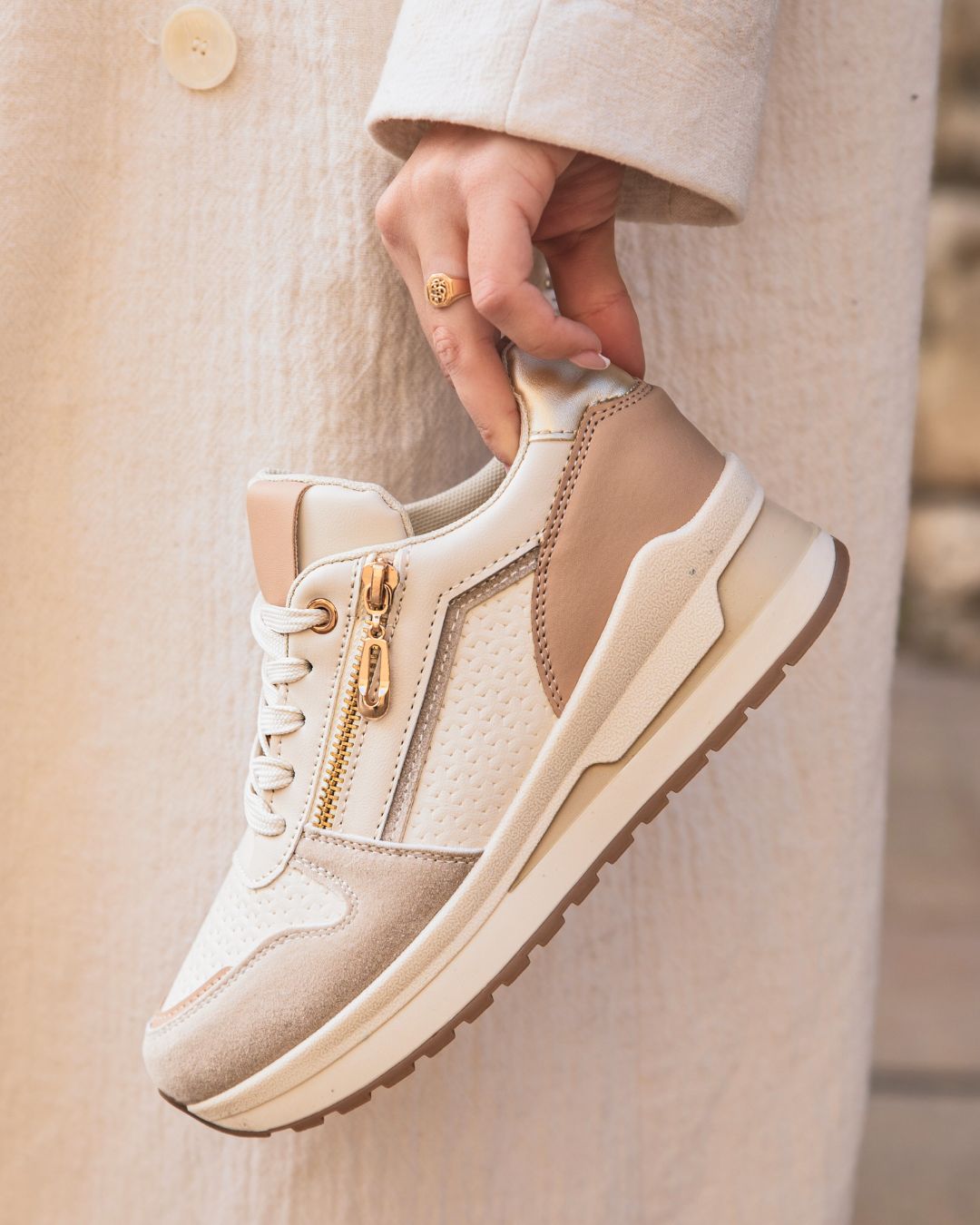 Basket compensée femme beige à lacets - Colette
