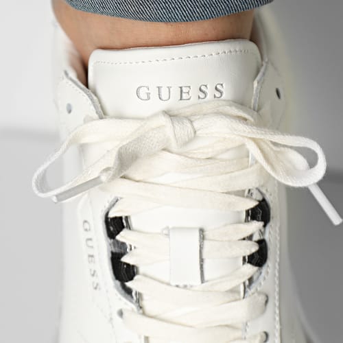 Baskets FM8ASLEA12 White Silver