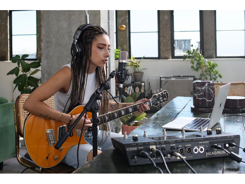 HeadRush Effektgerät CORE Perfekter Gitarren- und Gesangssound mit einem Tastendruck