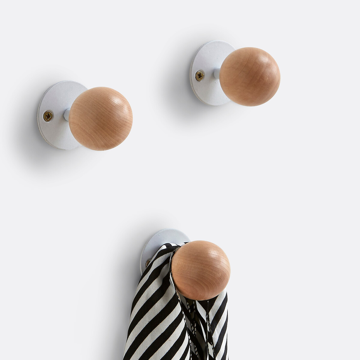 LA REDOUTE INTERIEURS<br>Conjunto de 3 cabides Agama