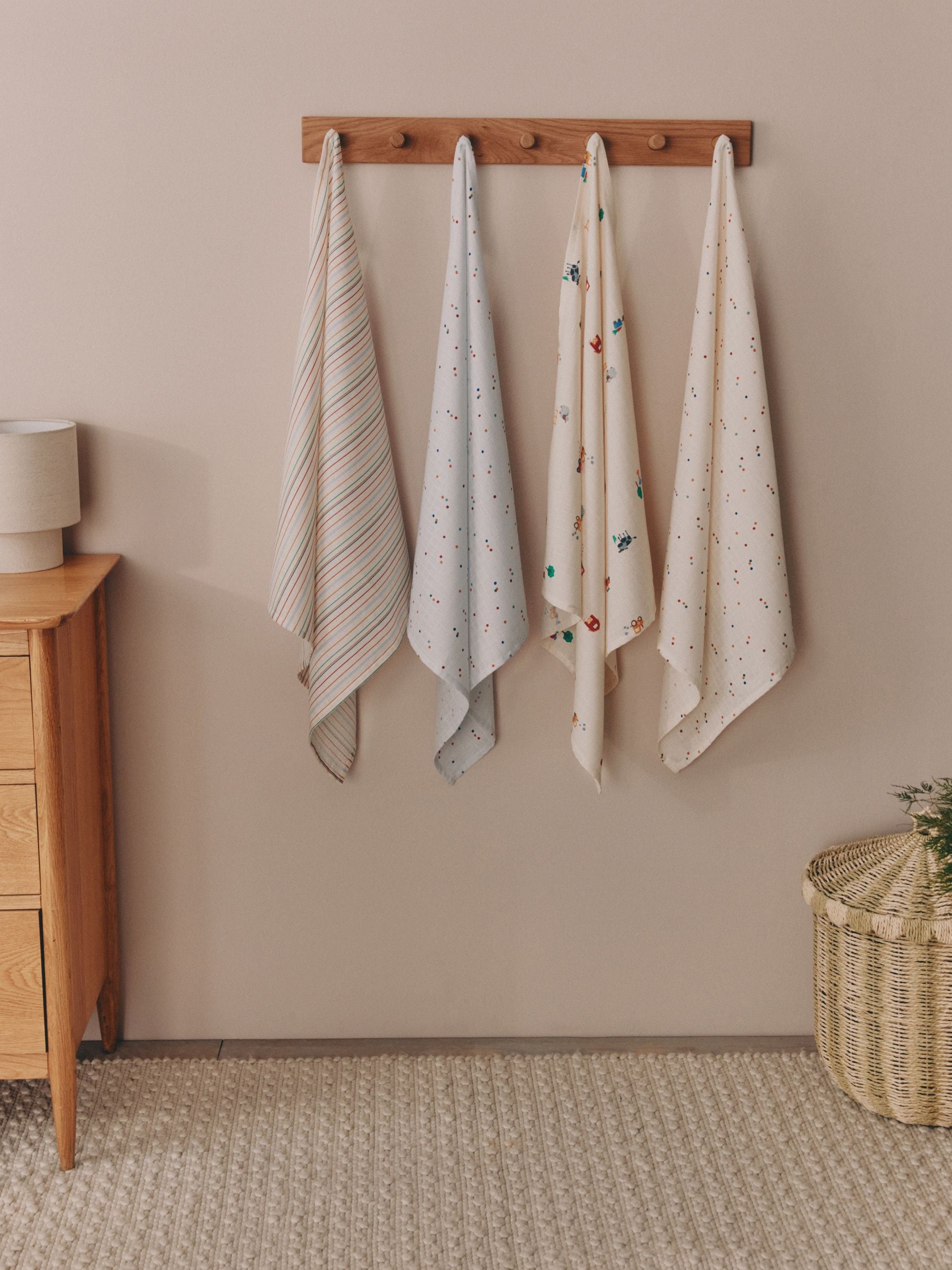 Felgekleurd met boerderijprint - Set van 4 mousseline babydoekjes