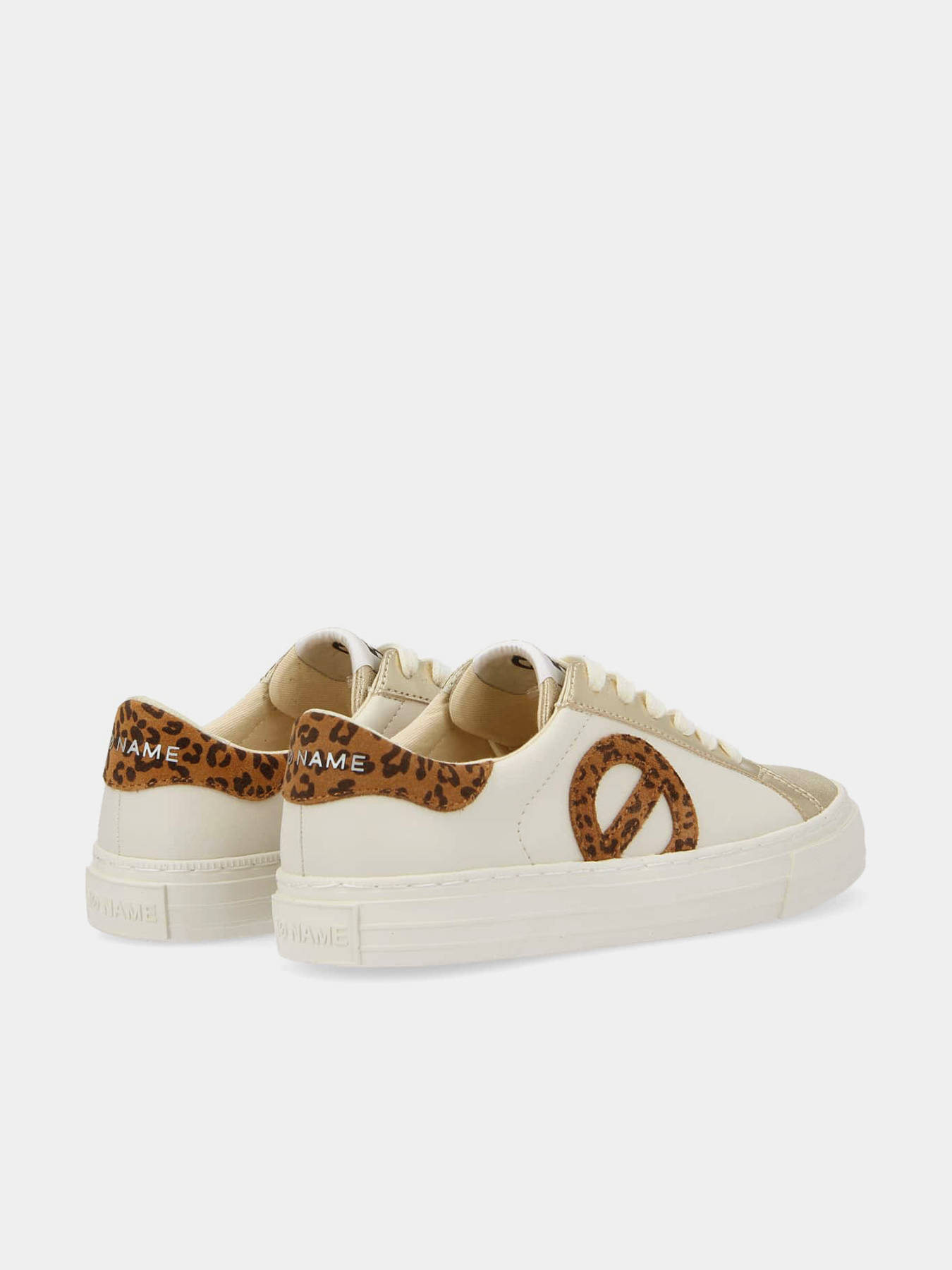 Sneakers NO NAME