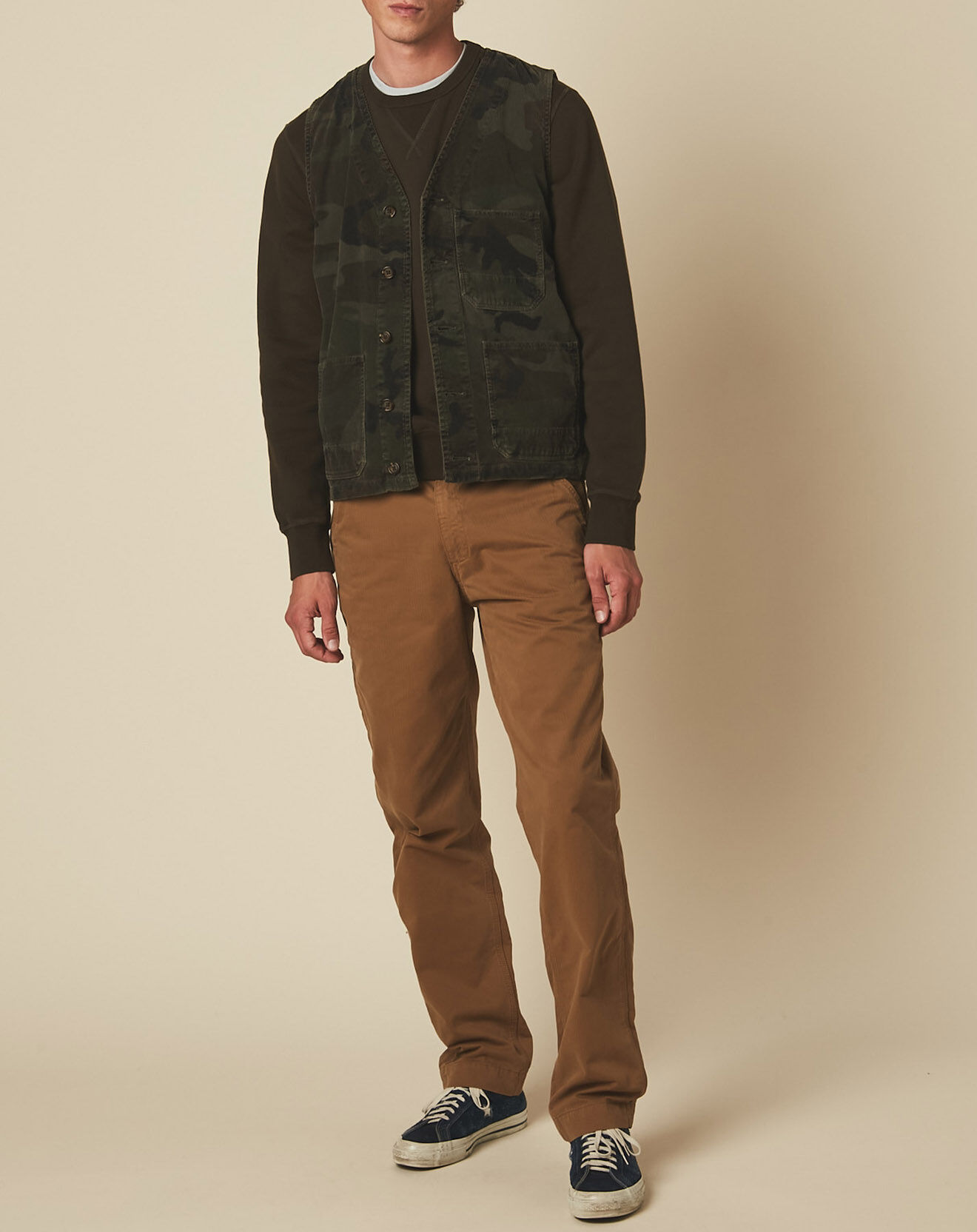 Hartford Gilet en Velours côtelé Will camo overdyed/vert forêt