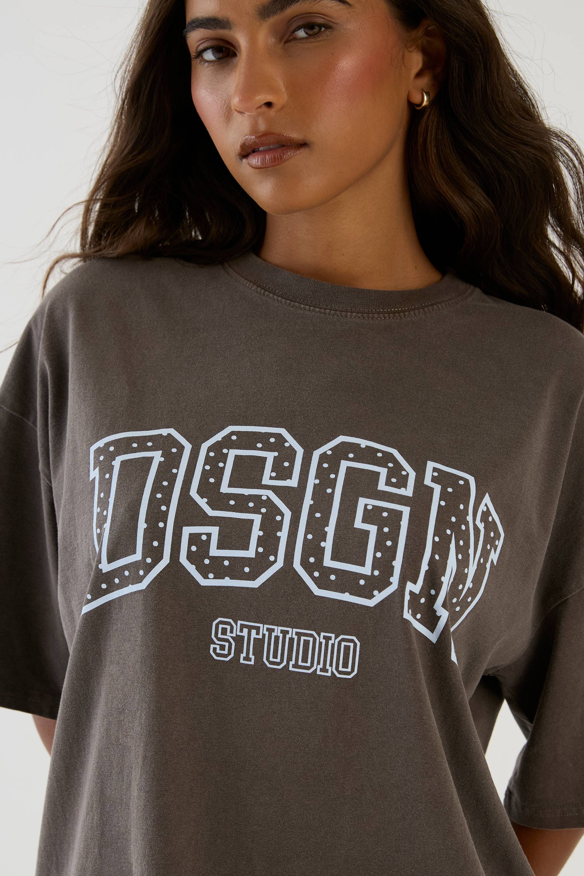 T-shirt Oversize Teint Délavé À Pois Style Universitaire Dsgn Studio