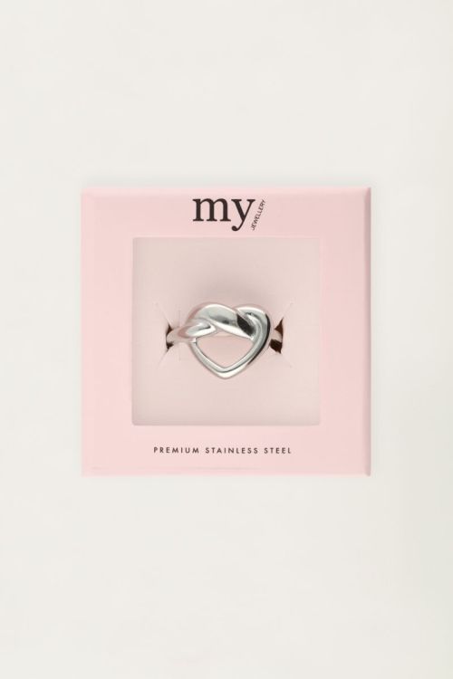 Ring met getwist hartje