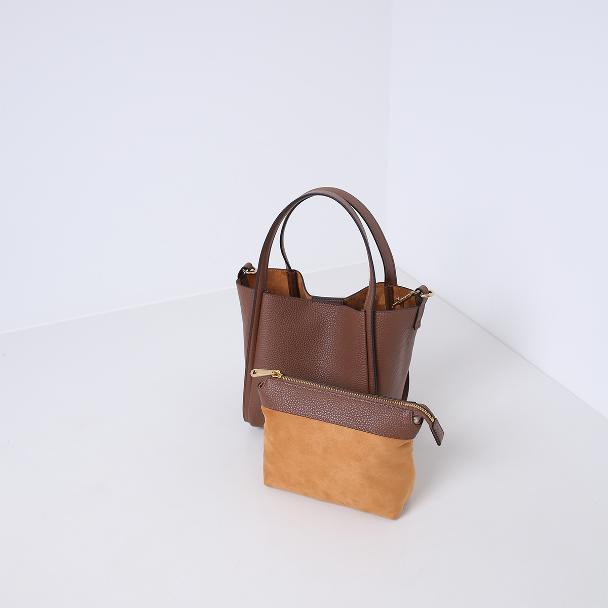 JANE | CAMEL