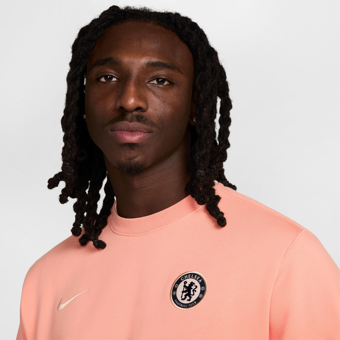 Nike Chelsea Club Crew Sweater 2024-2025 Lichtroze Goud
