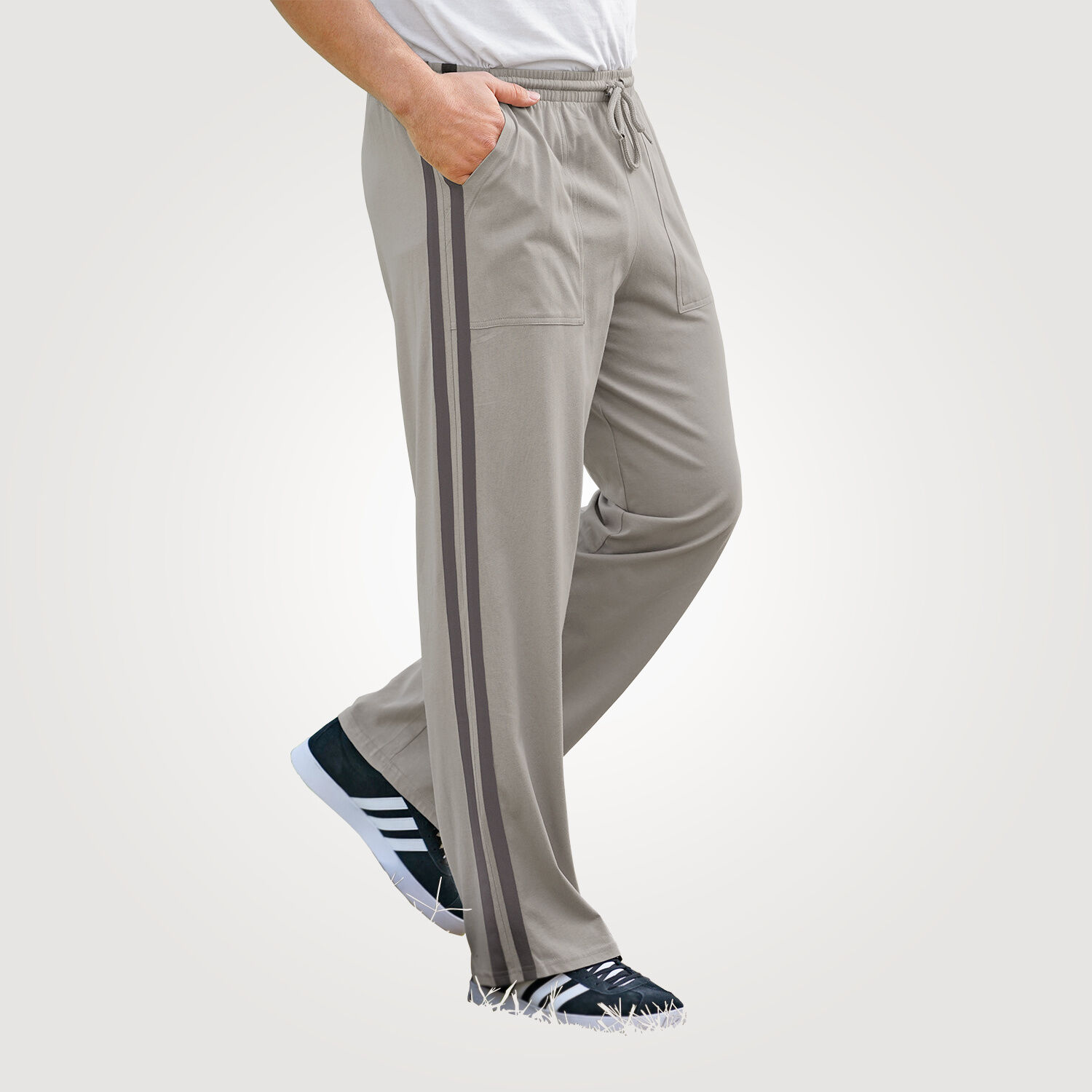 Freizeithose mit seitlichem Streifen