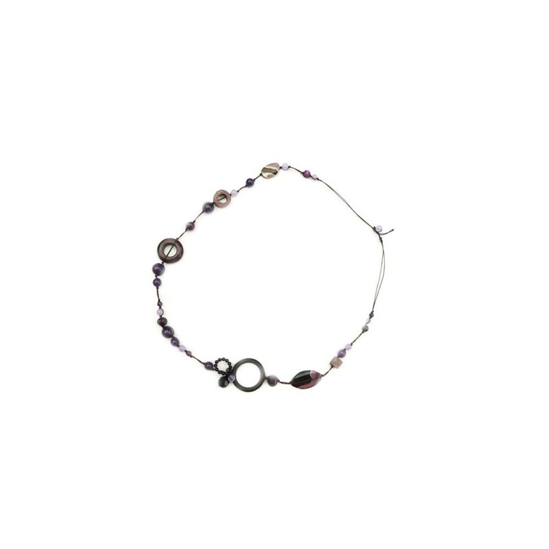 Collier, pierres naturelles violettes