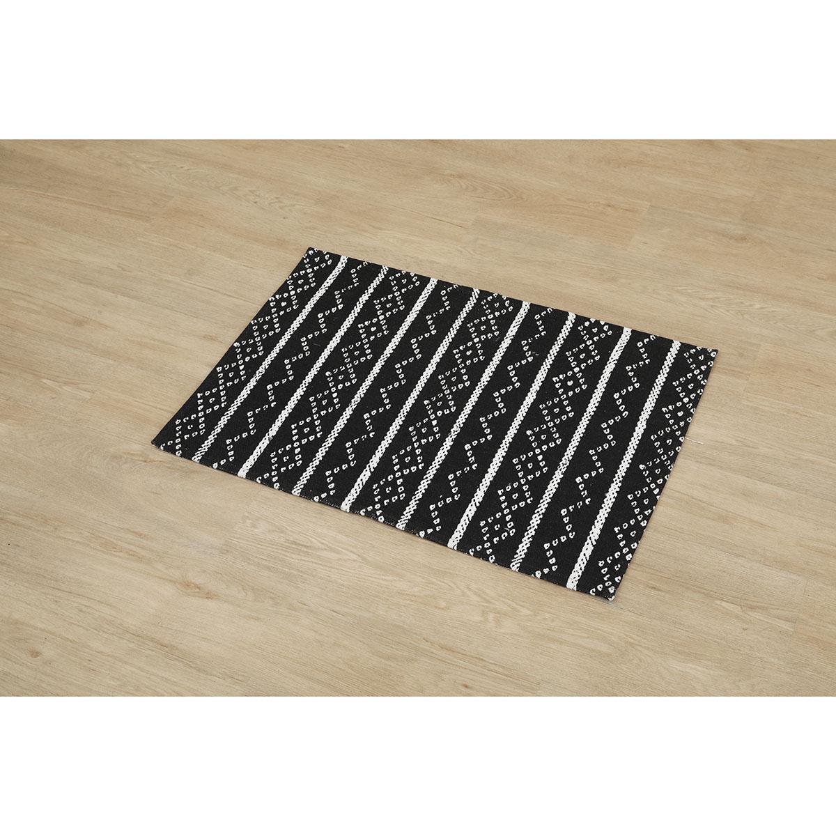 TAPIS ZIGZAG FOND NOIR 60X90CM BLANC NOIR