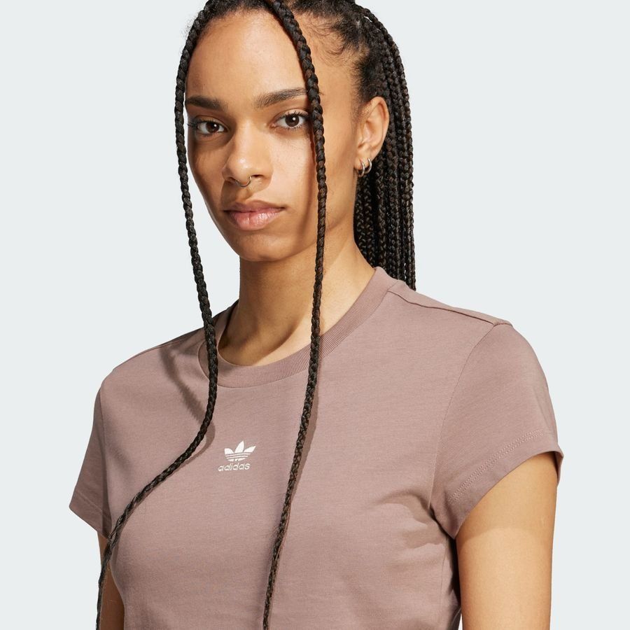 Adidas Original T-shirt slim Essentials