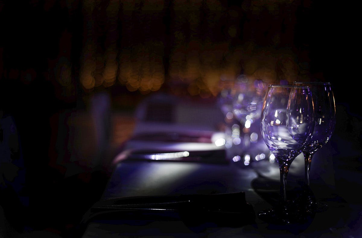 Dinner in the Dark Absdorf (3-Gänge-Überraschungsmenü)