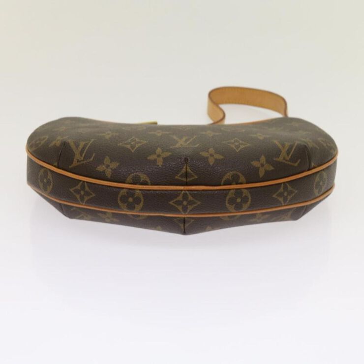 Louis Vuitton Vintage Louis Vuitton Croissant Brown