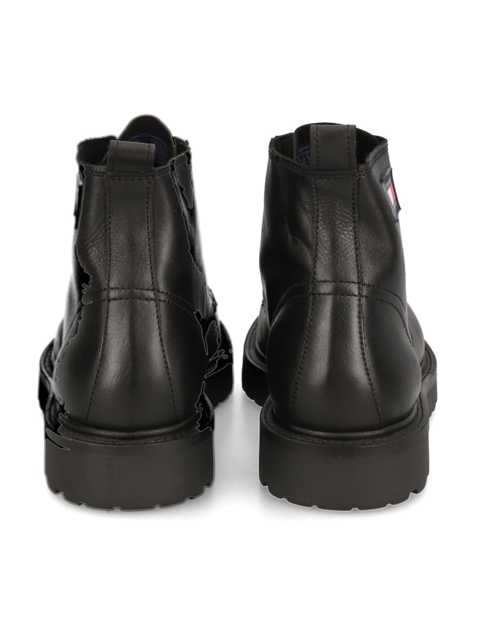 TJM RUBERIZED LACE UP BOOT