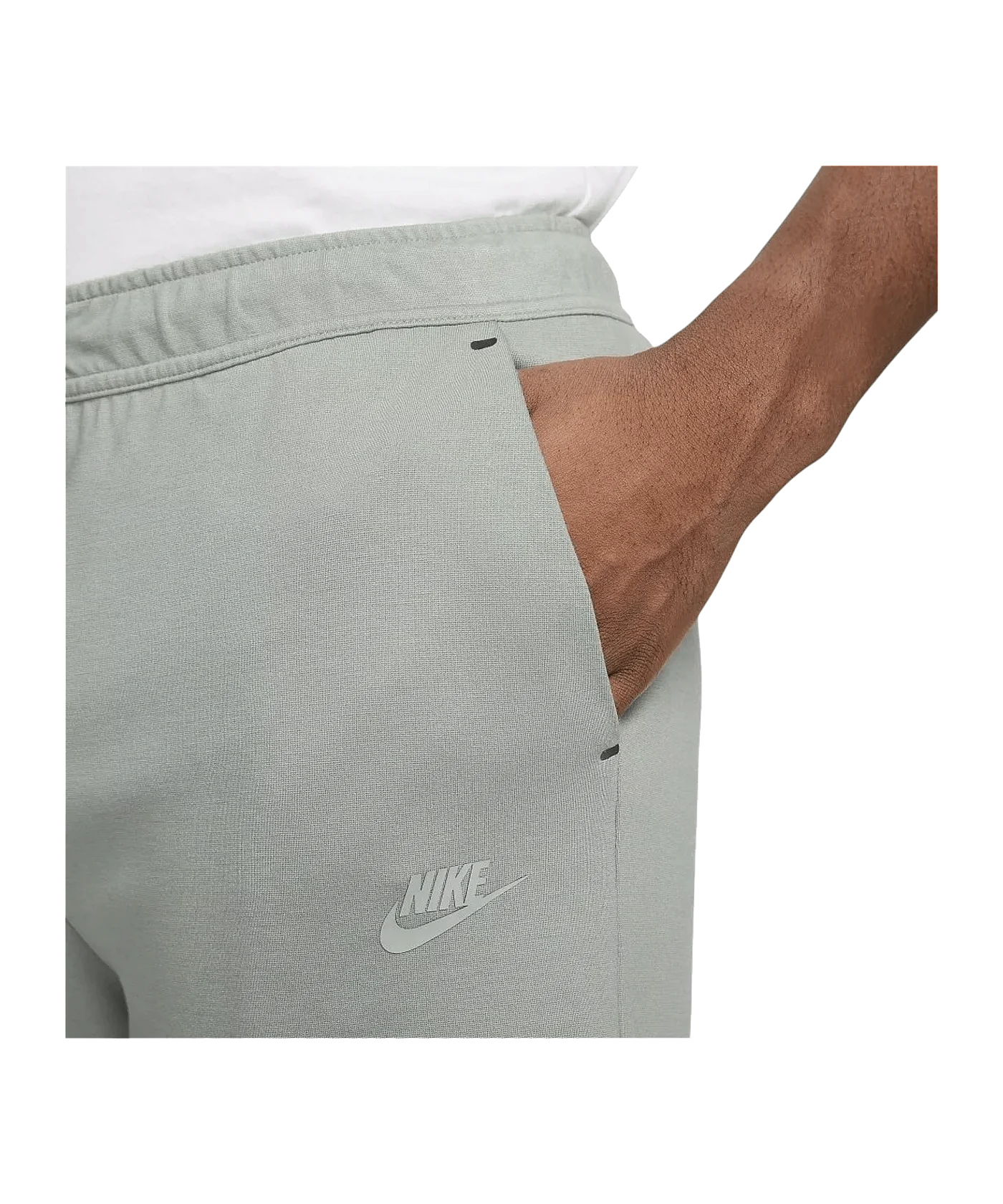 Nike Tech Essentials Short Grün F330