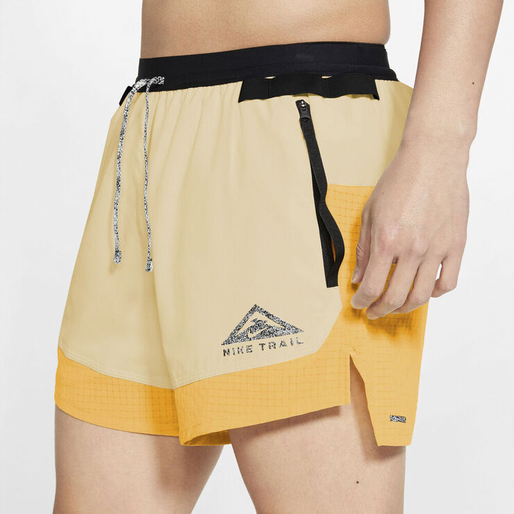 Nike Dri-FIT Flex Stride Trail løbeshorts Gul