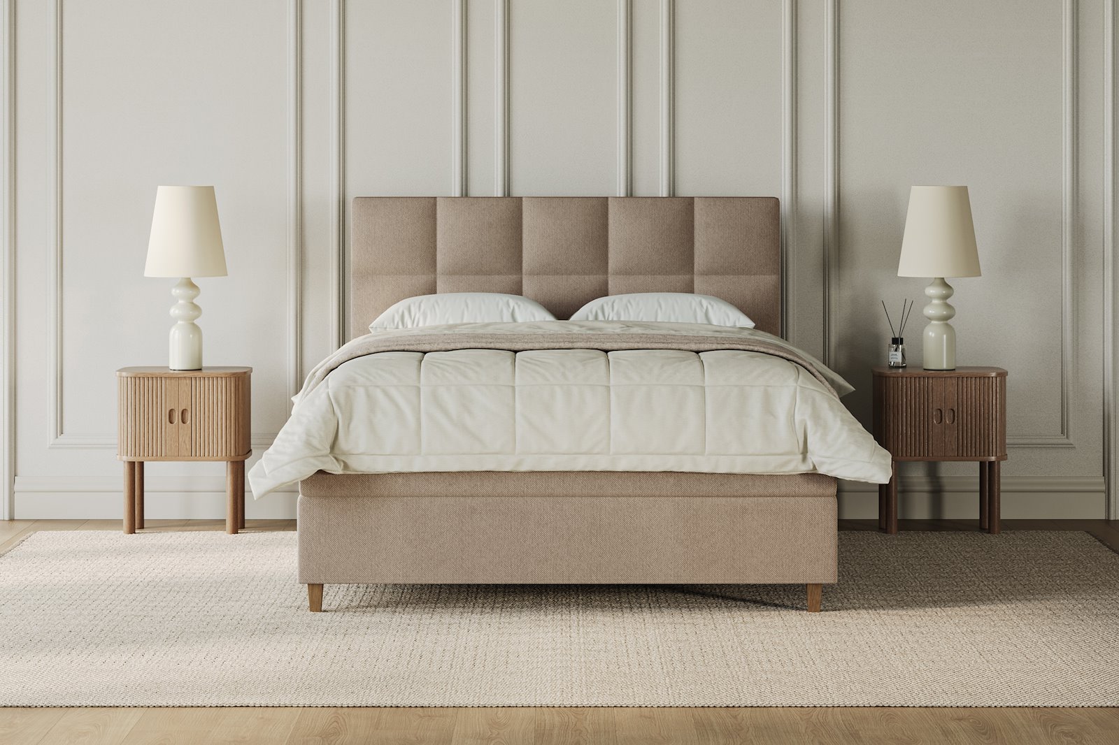 XOV Venus Kontinentalseng 210x210 cm i tekstil storm 06 lys beige, fast/fast med Premium 15 overmadrass og sort firkantede ben, gavl selges separate