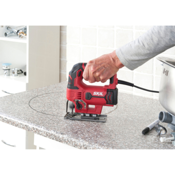 SKIL decoupeerzaag 4530GA 550W   7 zaagbladen