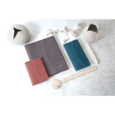 Agenda de bureau Sésame Horizons 27 - 1 semaine sur 2 pages - 21 x 27 cm -disponible dans différentes couleurs - Exacompta