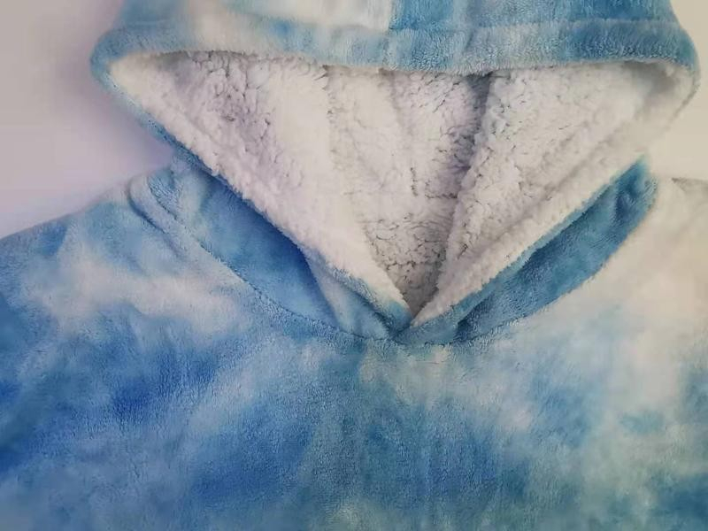 Oversized Pullover Kuschel Decken Sweater Langer Hoodie (One Size) - Hellblau / Weiss