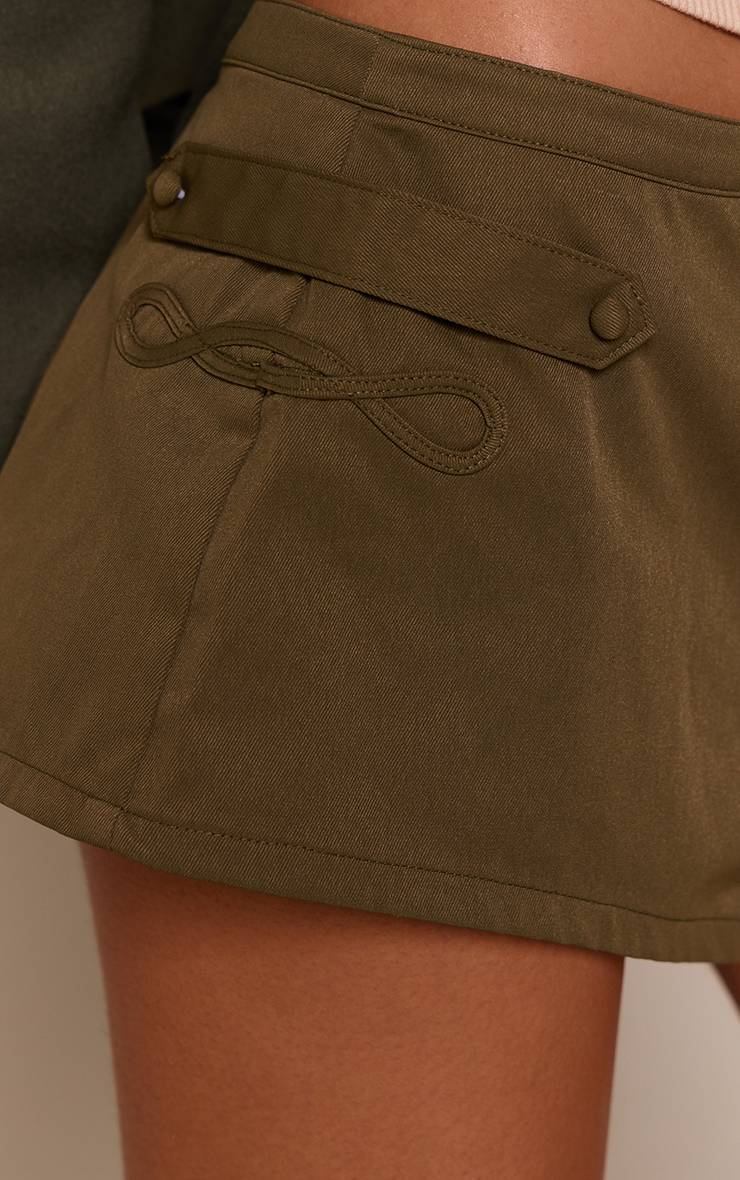 Kaki Short Ultra-court Tissé À Détails Militaires