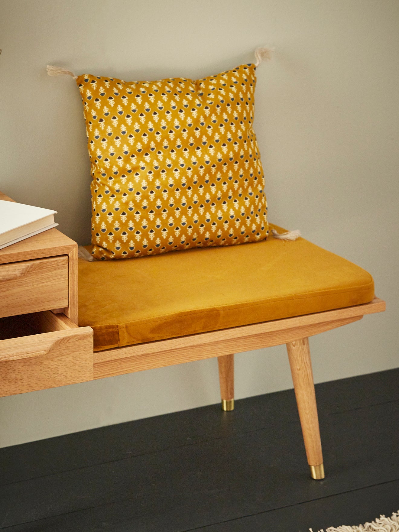 Meuble banquette en chêne