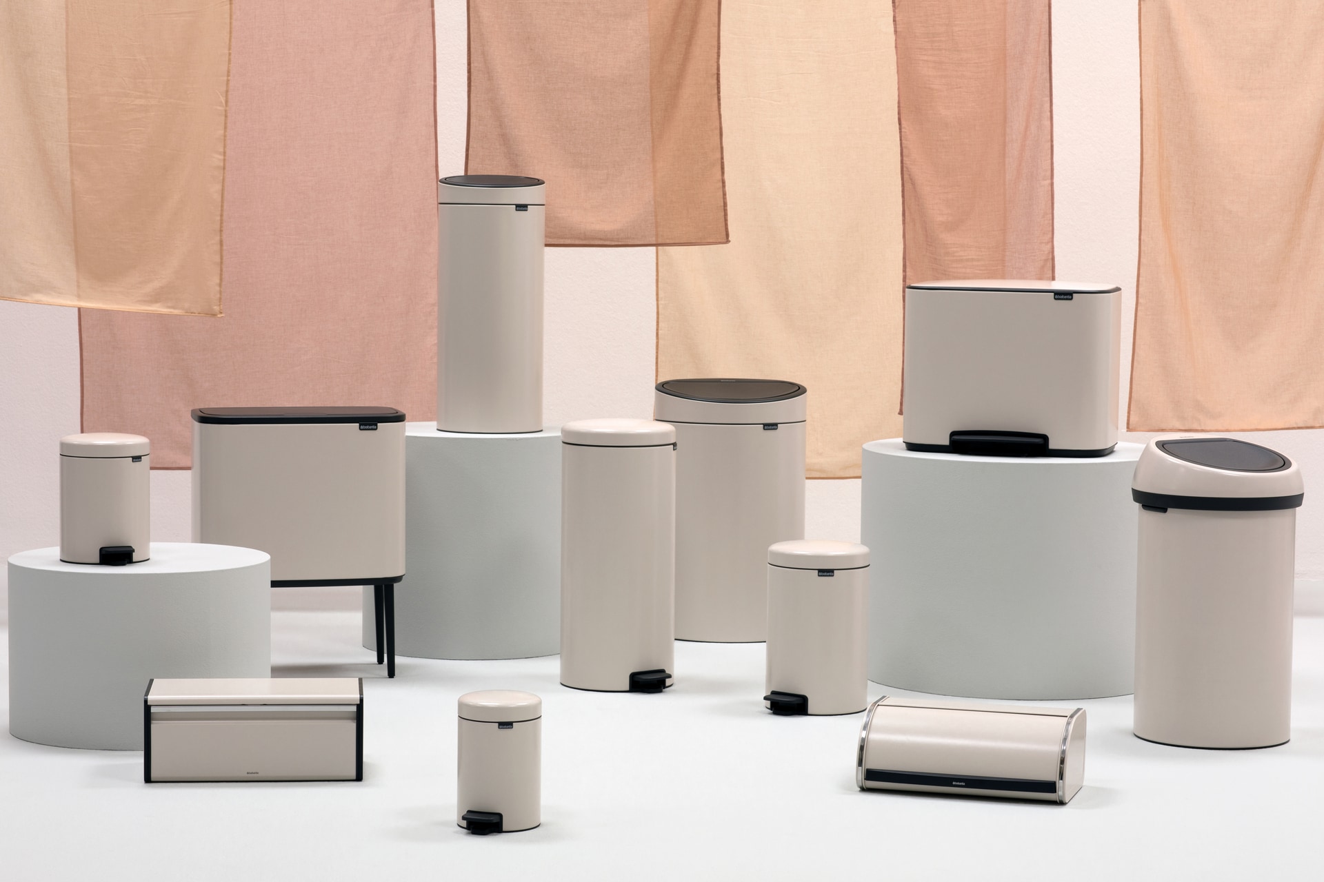 brabantia Mülleimer TOUCH BIN NEW Soft Beige