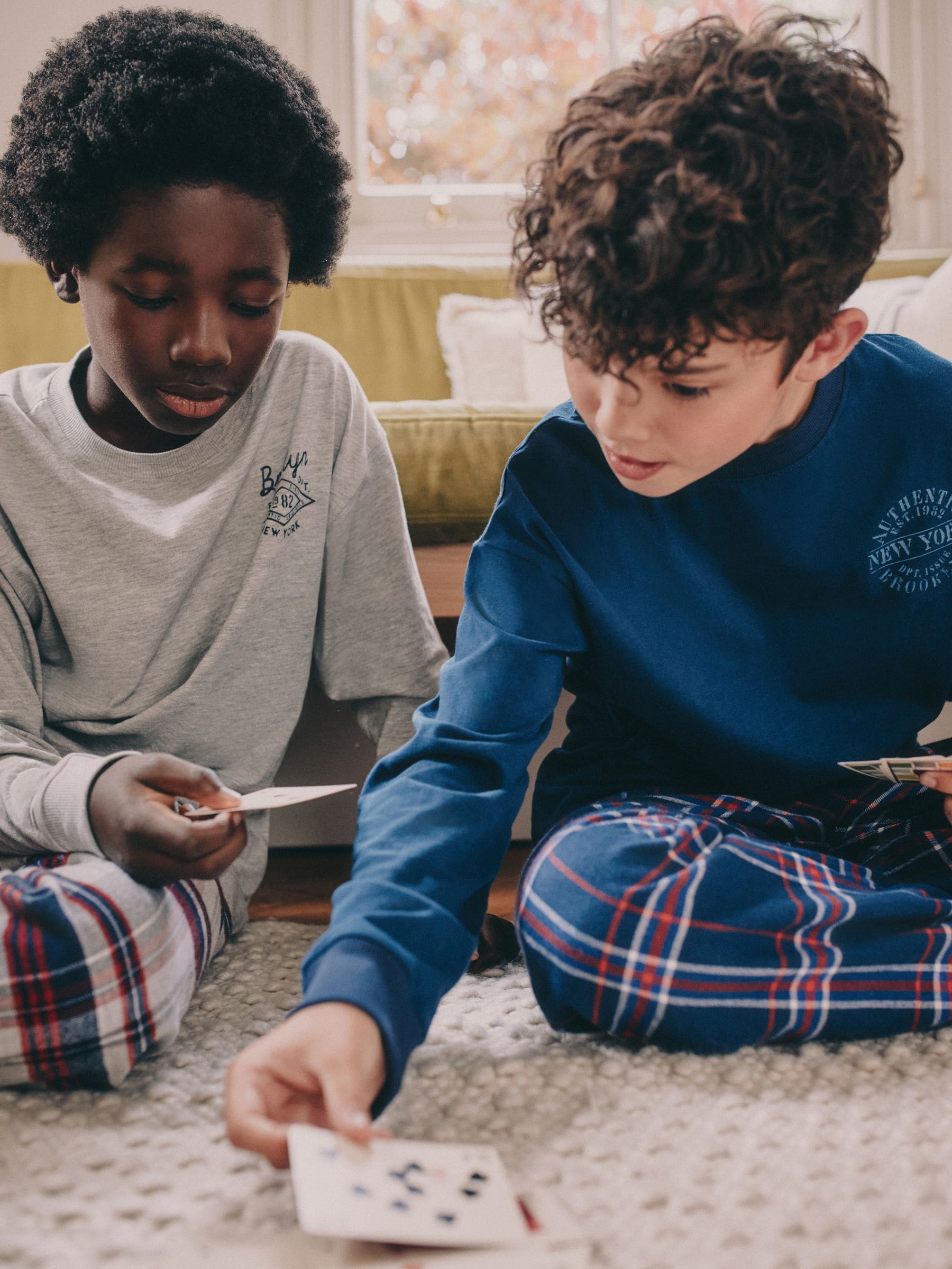 Grijs/blauw - Set van 2 geweven geruite pyjama's met lange mouwen (3-16jr)