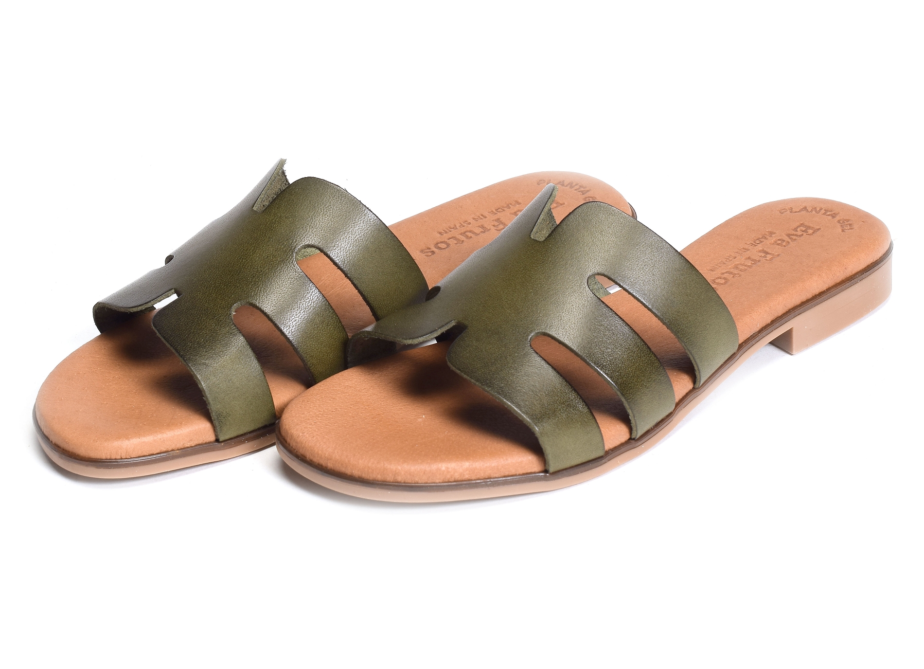 3076 kaki