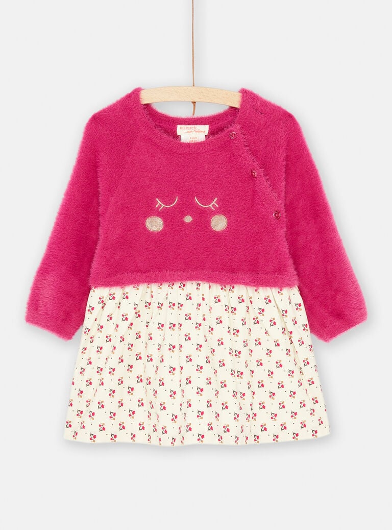 Robe rose et blanche à motifs fleuris