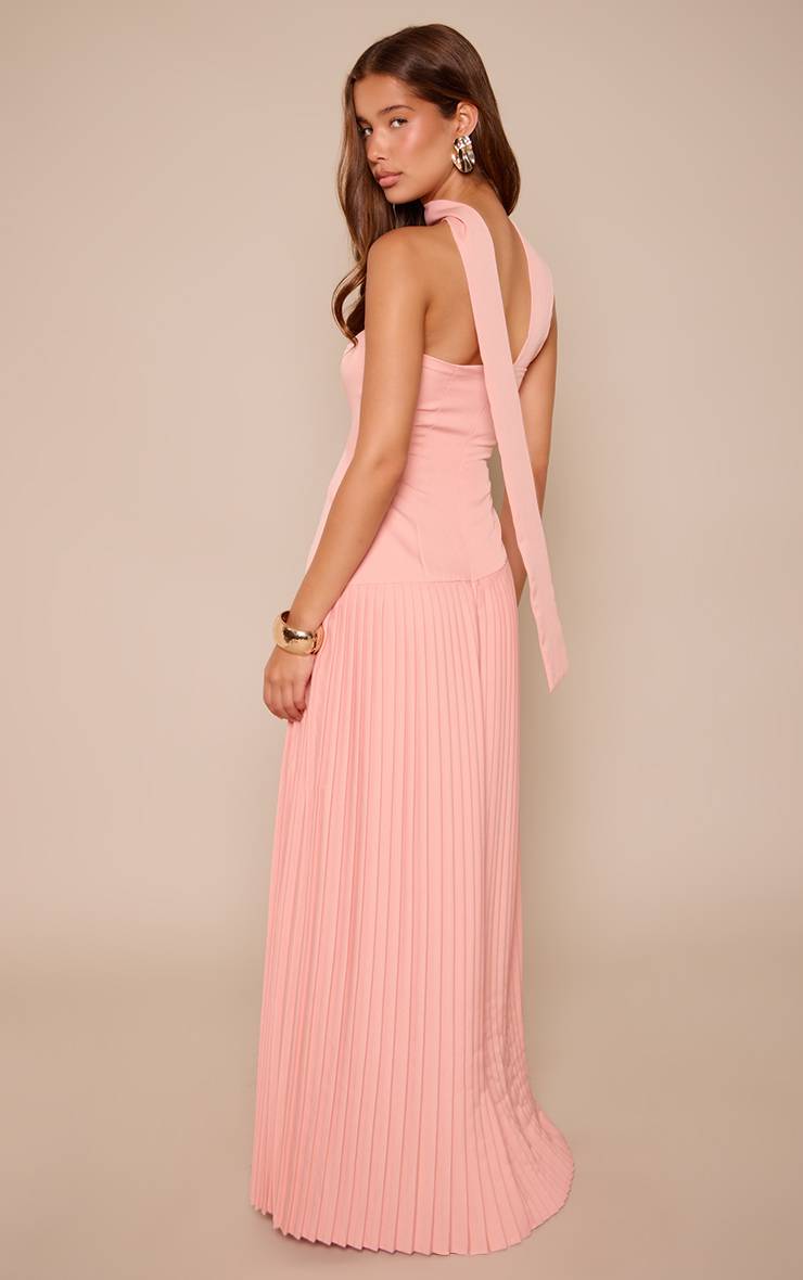 Rose Robe Maxi Plissée Asymétrique En Tissu Tissé